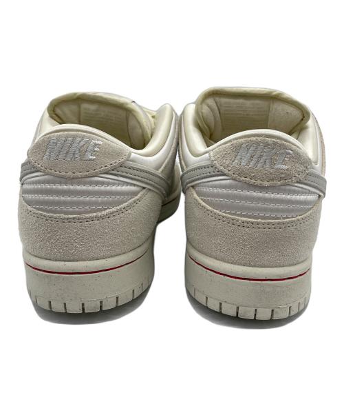 NIKE SB（ナイキエスビー）NIKE SB (ナイキエスビー) ローカットスニーカー Dunk Low PRM City of Love アイボリー×ホワイト サイズ:US8の古着・服飾アイテム
