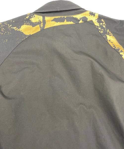 ALEXANDER McQUEEN（アレキサンダーマックイーン）ALEXANDER McQUEEN (アレキサンダーマックイーン) 長袖シャツ ブラック×ゴールド サイズ:15＋＋の古着・服飾アイテム