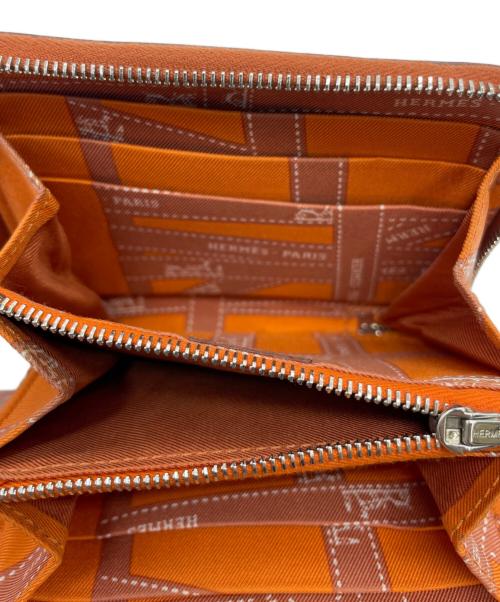 HERMES（エルメス）HERMES (エルメス) シルクインコンパクトウォレット ブラウンの古着・服飾アイテム