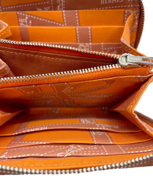 HERMES（エルメス）HERMES (エルメス) シルクインコンパクトウォレット ブラウンの古着・服飾アイテム