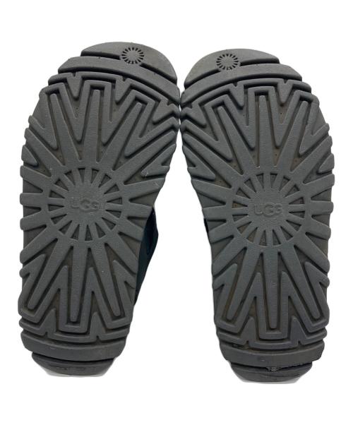 UGG（アグ）UGG (アグ) サンダル GOLDENGLOW ブラック サイズ:22の古着・服飾アイテム