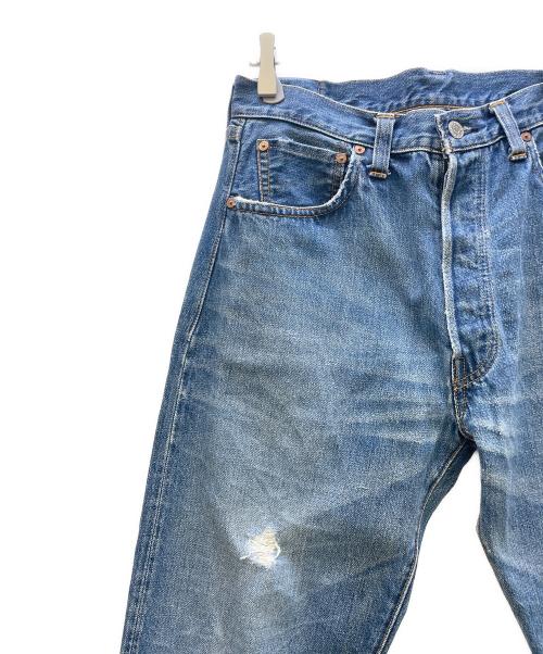 LEVI'S（リーバイス）LEVI'S (リーバイス) デニムパンツ 501 赤ミミ ボタンフライ USA製 2001年製 ブルー サイズ:SIZE 91cm (W36)の古着・服飾アイテム