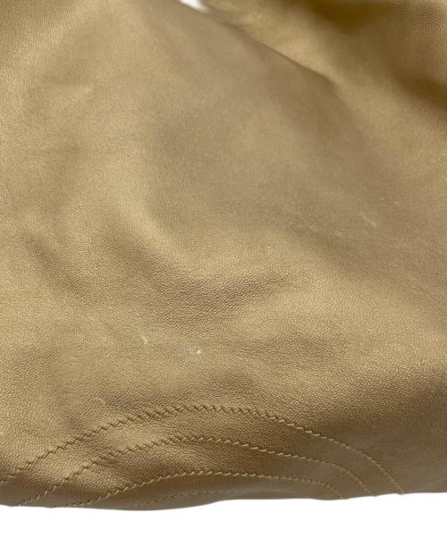 LOEWE（ロエベ）LOEWE (ロエベ) ハンドバッグ ナッパアイレ ゴールドの古着・服飾アイテム