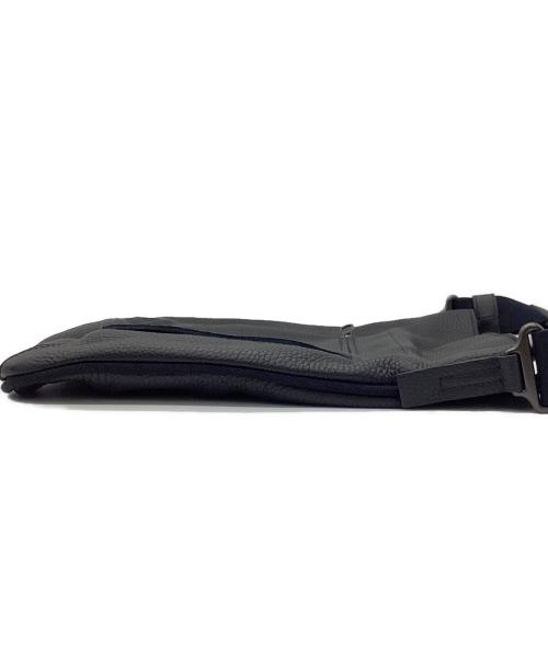 BOTTEGA VENETA（ボッテガベネタ）BOTTEGA VENETA (ボッテガベネタ) ショルダーバッグ ブラックの古着・服飾アイテム