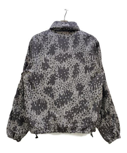 PALACE（パレス）PALACE (パレス) 21SS TRAVEL JACKET グレー サイズ:Lの古着・服飾アイテム
