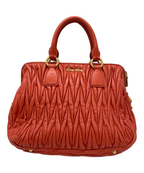 MIU MIU（ミュウミュウ）MIU MIU (ミュウミュウ) 2WAYバッグ マテラッセ オレンジの古着・服飾アイテム