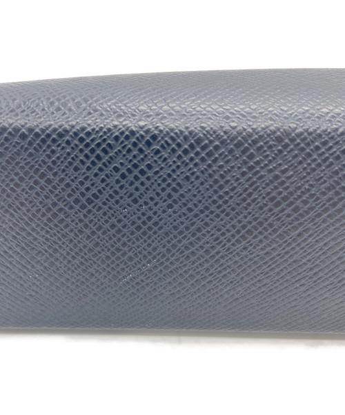 LOUIS VUITTON（ルイ ヴィトン）LOUIS VUITTON (ルイ ヴィトン) クラッチバッグ ポシェット ヴォワヤージュMM タイガ ネイビー×レッドの古着・服飾アイテム