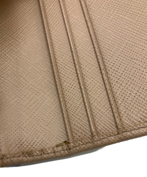 PRADA（プラダ）PRADA (プラダ) 長財布 ベージュの古着・服飾アイテム