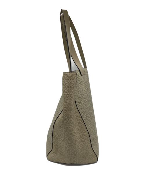 LOEWE（ロエベ）LOEWE (ロエベ) トートバッグ リピートアナグラム アイボリーの古着・服飾アイテム
