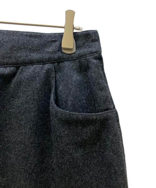 HERMES（エルメス）HERMES (エルメス) ウールスカート グレー サイズ:40の古着・服飾アイテム
