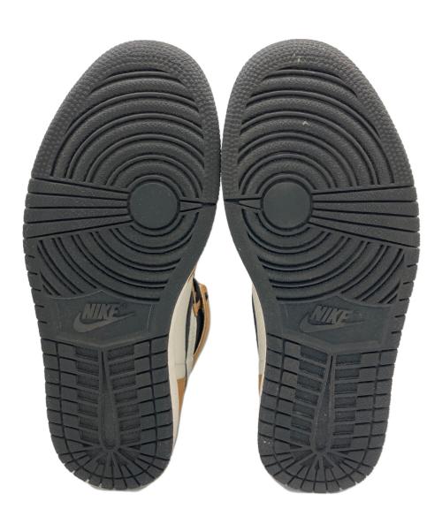 NIKE（ナイキ）NIKE (ナイキ) AIR JORDAN1 RETRO ブラウン×ホワイト サイズ:US7の古着・服飾アイテム