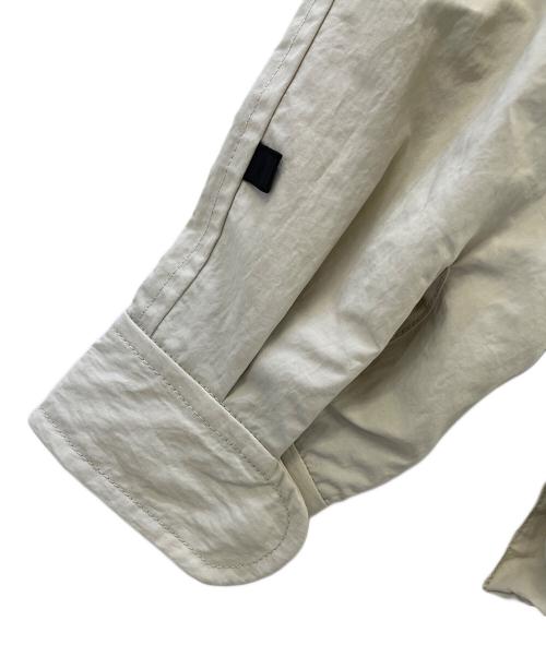 DAIWA PIER39（ダイワ ピア39）DAIWA PIER39 (ダイワ ピア39) フィッシングジャケット TECH2WAYPERFECTFISHINGJACKET アイボリー サイズ:Mの古着・服飾アイテム