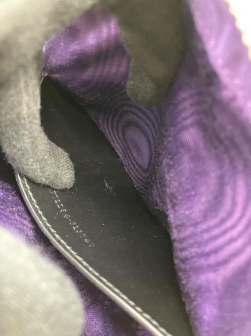 GUCCI（グッチ）GUCCI (グッチ) ナイロンショルダーバッグ ブラックの古着・服飾アイテム