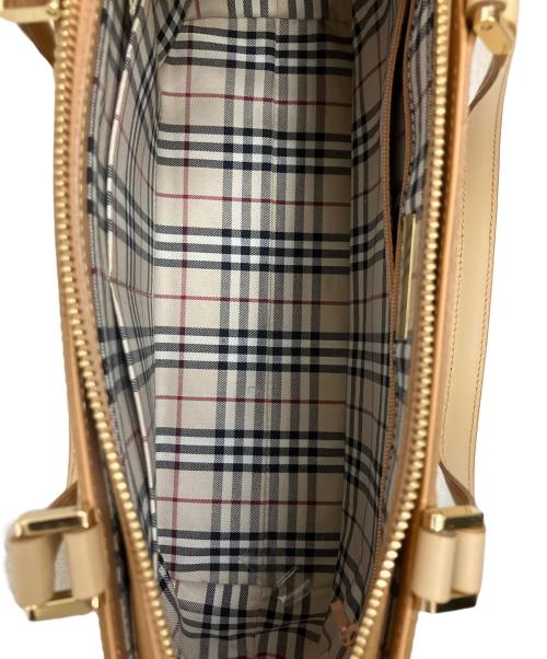 BURBERRY（バーバリー）BURBERRY (バーバリー) ハンドバッグ ベージュの古着・服飾アイテム