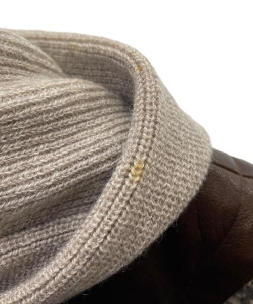 MOUNTAIN RESEARCH（マウンテンリサーチ）MOUNTAIN RESEARCH (マウンテンリサーチ) コンチョボタンニット切替ダウンジャケット ベージュ×ブラック サイズ:Mの古着・服飾アイテム