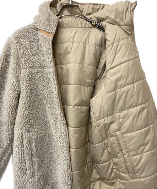 Patagonia（パタゴニア）Patagonia (パタゴニア) リバーシブルボアジャケット ベージュ サイズ:16-18の古着・服飾アイテム