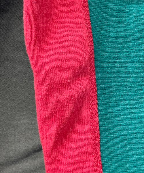 SUPREME（シュプリーム）SUPREME (シュプリーム) プルオーバーパーカー レッド×ネイビー×ブラウン サイズ:Sの古着・服飾アイテム