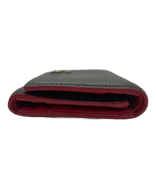 Christian Louboutin（クリスチャン・ルブタン）Christian Louboutin (クリスチャン・ルブタン) 3つ折り財布 ブラック×レッドの古着・服飾アイテム