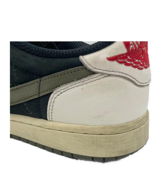 NIKE（ナイキ）NIKE (ナイキ) TRAVIS SCOTT (トラヴィススコット) スニーカー アイボリー×グリーン サイズ:27.5の古着・服飾アイテム