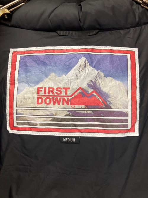 FIRST DOWN（ファーストダウン）FIRST DOWN (ファーストダウン) ダウンジャケット ブラック×ホワイト サイズ:Mの古着・服飾アイテム