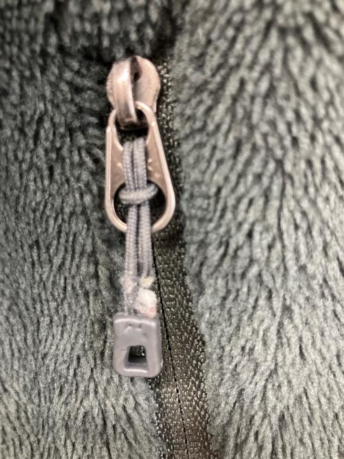 Patagonia（パタゴニア）Patagonia (パタゴニア) R4 FLEECE JACKET レギュレーター グレー サイズ:Lの古着・服飾アイテム