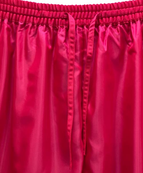 ADORE（アドーア）ADORE (アドーア) ブライトサテンスカート レッド サイズ:38の古着・服飾アイテム