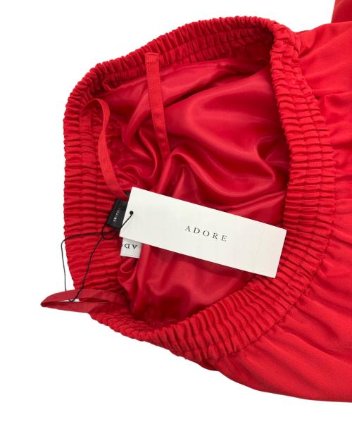 ADORE（アドーア）ADORE (アドーア) ブライトサテンスカート レッド サイズ:38の古着・服飾アイテム