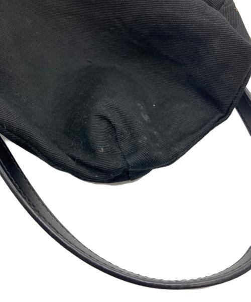 MM6 Maison Margiela（エムエムシックスメゾンマルジェラ）MM6 Maison Margiela (エムエムシックスメゾンマルジェラ) スモールハンドバッグ Japanese Egg Bag-ジャパニーズ ブラックの古着・服飾アイテム