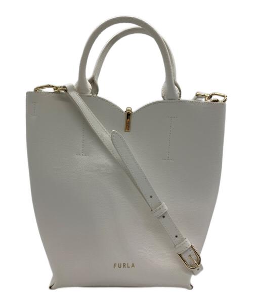 FURLA（フルラ）FURLA (フルラ) 2WAYバッグ RIBBON S BUCKET BAG ホワイトの古着・服飾アイテム