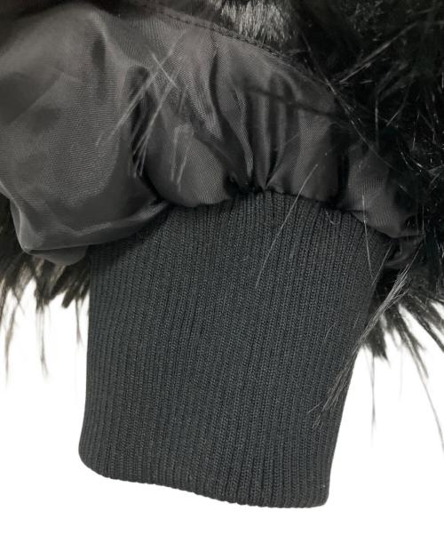 THEREDTHREAD（ザレッドスレッド）THEREDTHREAD (ザレッドスレッド) S fur hooded jacket ブラック サイズ:Freeの古着・服飾アイテム