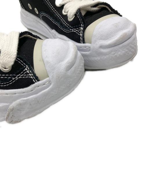 Maison MIHARA YASUHIRO（メゾン ミハラ ヤスヒロ）Maison MIHARA YASUHIRO (メゾン ミハラ ヤスヒロ) ハンクローキャンバス スニーカー ブラック×ホワイト サイズ:40の古着・服飾アイテム