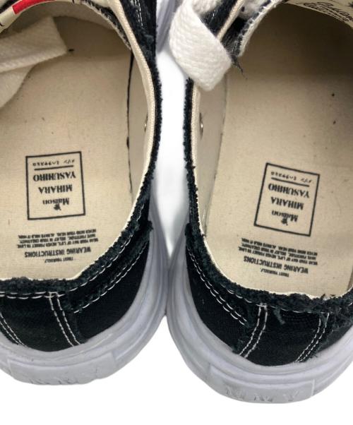 Maison MIHARA YASUHIRO（メゾン ミハラ ヤスヒロ）Maison MIHARA YASUHIRO (メゾン ミハラ ヤスヒロ) ハンクローキャンバス スニーカー ブラック×ホワイト サイズ:40の古着・服飾アイテム