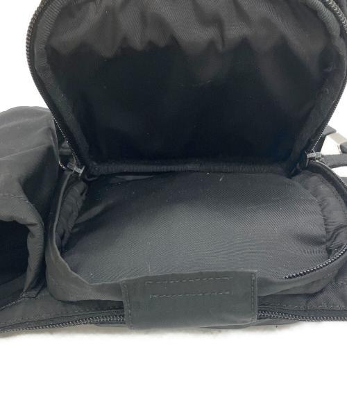 PRADA（プラダ）PRADA (プラダ) ウエストポーチ ブラックの古着・服飾アイテム