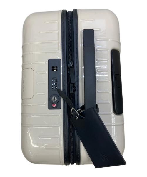 RIMOWA（リモワ）RIMOWA (リモワ) キャリーバッグ Essential Lite キャビンU アイボリーの古着・服飾アイテム