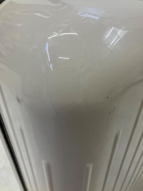 RIMOWA（リモワ）RIMOWA (リモワ) キャリーバッグ Essential Lite キャビンU アイボリーの古着・服飾アイテム