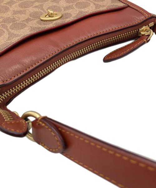 COACH（コーチ）COACH (コーチ) ショルダーバッグ シグネチャーの古着・服飾アイテム