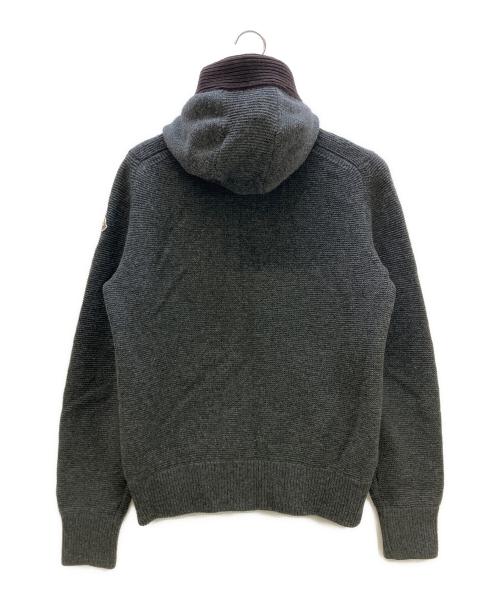 MONCLER（モンクレール）MONCLER (モンクレール) MAGLIONE TRICOT CARDIGAN グレー サイズ:Lの古着・服飾アイテム