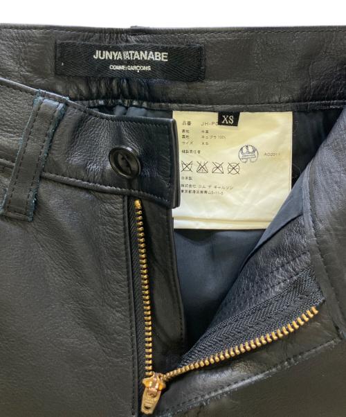 JUNYA WATANABE COMME des GARCONS（(ジュンヤワタナベ コムデギャルソン）JUNYA WATANABE COMME des GARCONS ((ジュンヤワタナベ コムデギャルソン) アンクル丈レザーパンツ ブラック サイズ:XSの古着・服飾アイテム