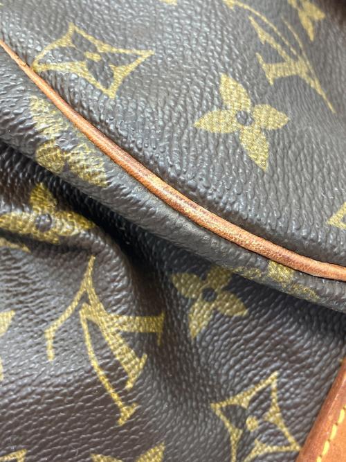 LOUIS VUITTON（ルイ ヴィトン）LOUIS VUITTON (ルイ ヴィトン) ショルダーバッグ モノグラム ソミュール35の古着・服飾アイテム