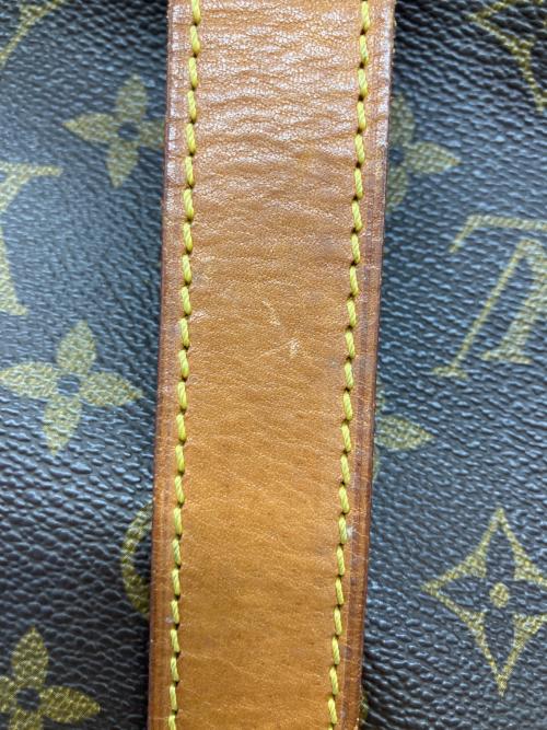 LOUIS VUITTON（ルイ ヴィトン）LOUIS VUITTON (ルイ ヴィトン) ショルダーバッグ モノグラム ソミュール35の古着・服飾アイテム