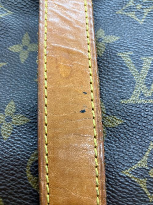 LOUIS VUITTON（ルイ ヴィトン）LOUIS VUITTON (ルイ ヴィトン) ショルダーバッグ モノグラム ソミュール35の古着・服飾アイテム