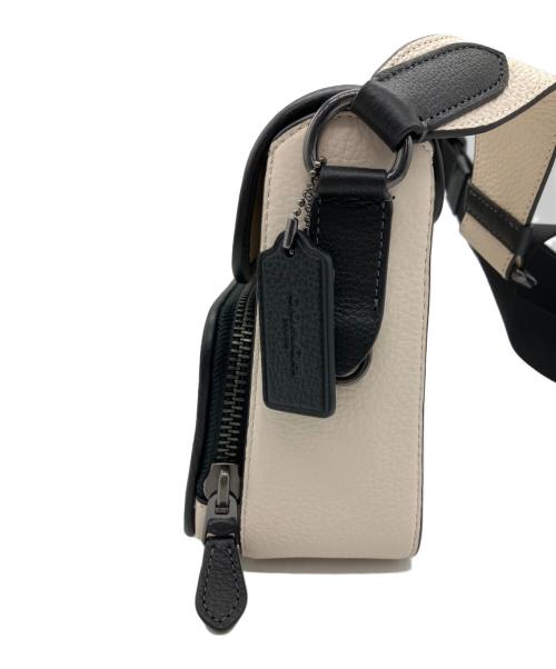 COACH（コーチ）COACH (コーチ) ショルダーバッグ ベージュの古着・服飾アイテム