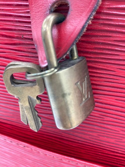 LOUIS VUITTON（ルイ ヴィトン）LOUIS VUITTON (ルイ ヴィトン) ハンドバッグ エピ スピーディ30 カスティリアン・ レッドの古着・服飾アイテム