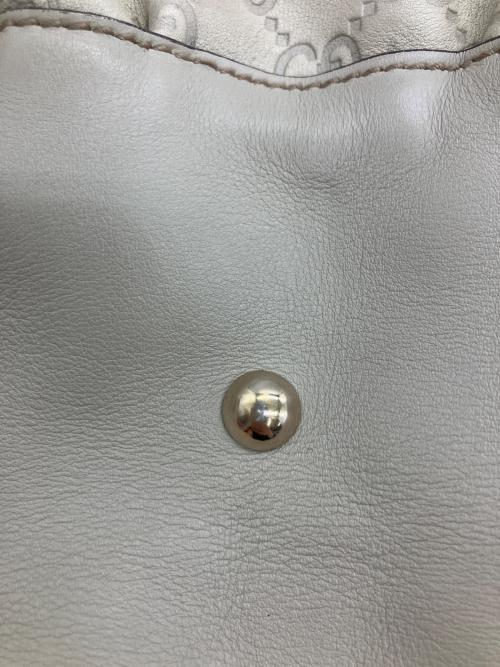 GUCCI（グッチ）GUCCI (グッチ) トートバッグ GG アイボリーの古着・服飾アイテム