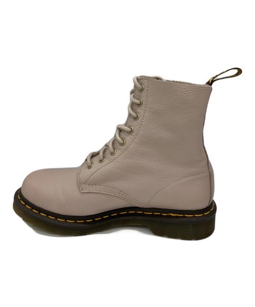 Dr.Martens（ドクターマーチン）Dr.Martens (ドクターマーチン) 8ホールブーツ ベージュ サイズ:UK7の古着・服飾アイテム