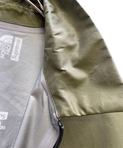 THE NORTH FACE（ザ ノース フェイス）THE NORTH FACE (ザ ノース フェイス) SUPREME (シュプリーム) TAPE SEAM COACHES JACKET オリーブ サイズ:Lの古着・服飾アイテム