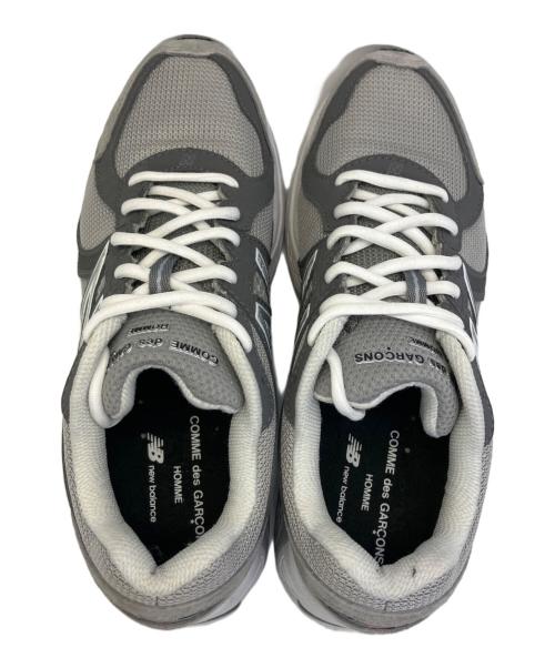 NEW BALANCE（ニューバランス）NEW BALANCE (ニューバランス) COMME des GARCONS (コムデギャルソン) スニーカー ライトグレー サイズ:25の古着・服飾アイテム