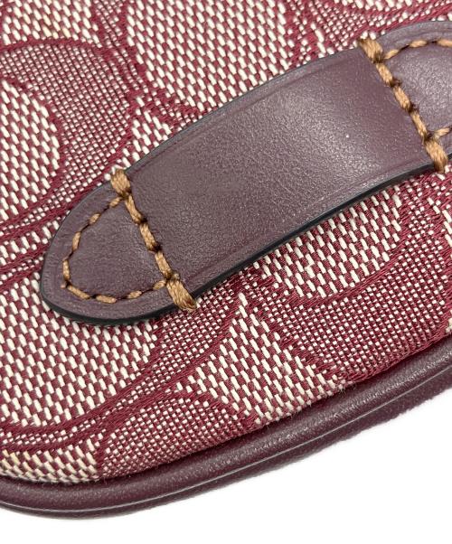 COACH（コーチ）COACH (コーチ) ショルダーポーチ シグネチャー ボルドーの古着・服飾アイテム