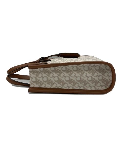 MICHAEL KORS（マイケル・コース）MICHAEL KORS (マイケル・コース) ショルダートートバッグ シグネチャー ベージュの古着・服飾アイテム