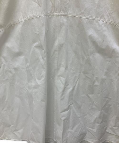 UNITED ARROWS TOKYO（ユナイテッドアローズトウキョウ）UNITED ARROWS TOKYO (ユナイテッドアローズトウキョウ) 半袖ワンピース ホワイト サイズ:38の古着・服飾アイテム